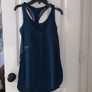 lululemon tank top with built in bra